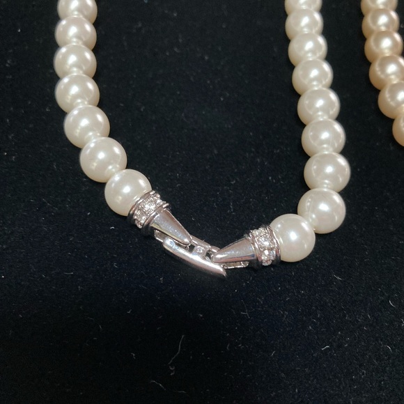 Faux Strand of Pearls with crystal detailed clasp. White OR Cream. - Picture 4 of 5